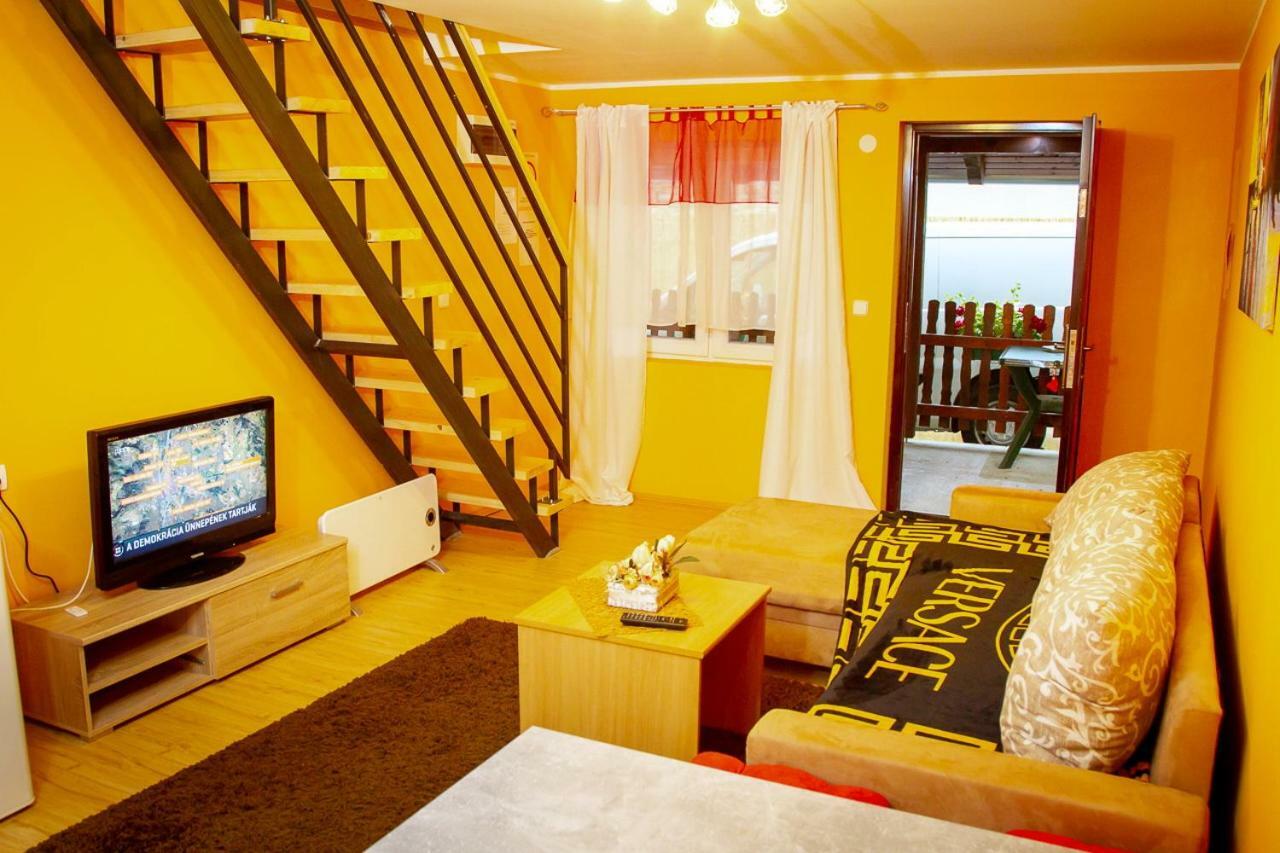 Готель Casa Simon 3 Суботиця Екстер'єр фото